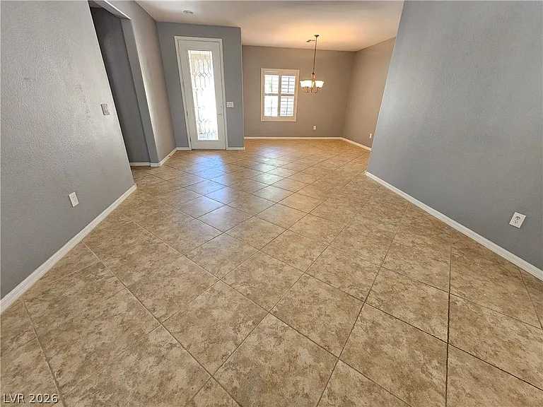 2259 Sandstone Cliffs Dr — Photo 9