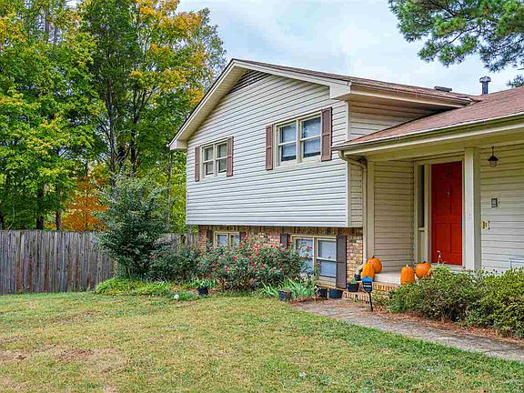 3rd image of 3017 Oakland Dr NW