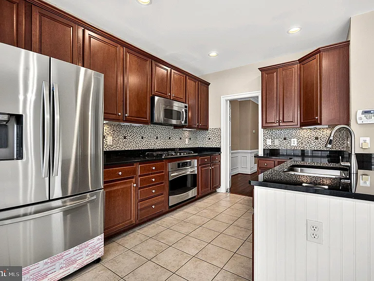 14862 Potomac Branch Dr — Photo 12