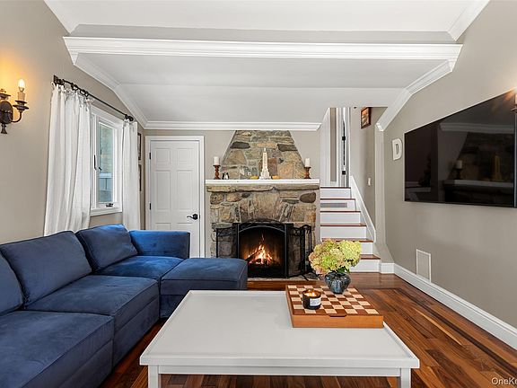 4th image of 43 Laurel Road