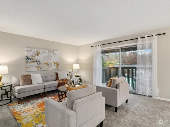1425 S Puget Drive #H5, Renton, WA 98055
