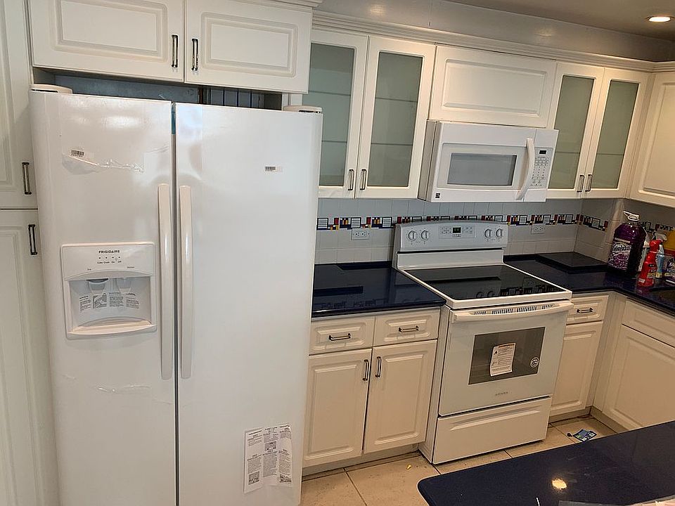 1st image of 5005 Collins Ave APT 608