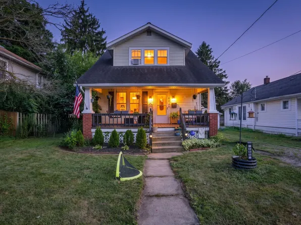 810 Eppley Ave, Zanesville, OH 43701