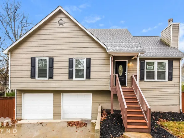 308 Arapaho Dr SE, Acworth, GA 30102