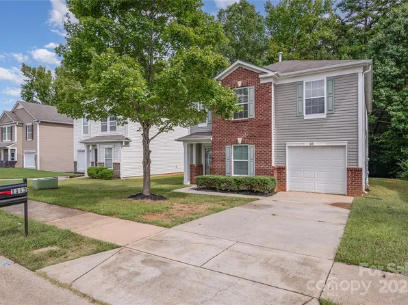 1113 Swearngan Ridge Ct, Charlotte, NC 28216