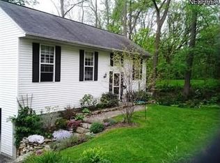 8200 Water St, Garrettsville, OH