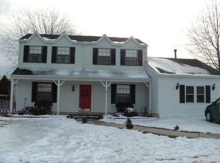 5 Shenandoah Dr, Voorhees, NJ 08043