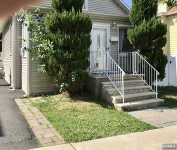 380-382 Michigan Ave, Paterson, NJ, 07503