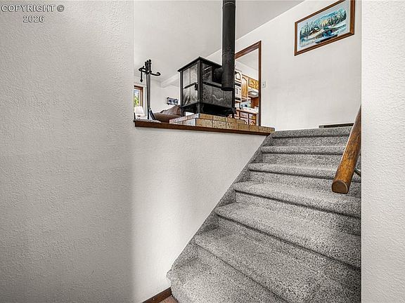 2nd image of 206 Little Horn Rd