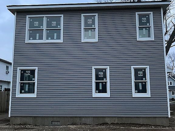 2nd image of 6 Cedar Ave