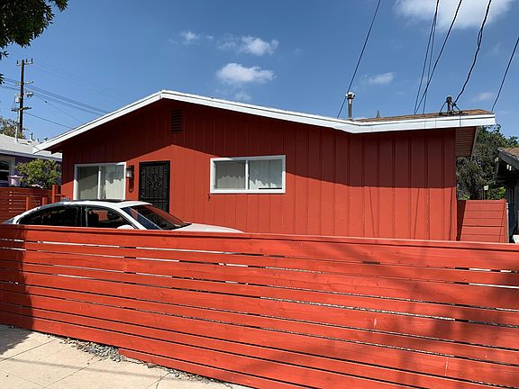 3rd image of 1258 N Alexandria Ave