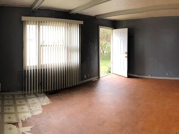 3rd image of 2430 N Centennial St