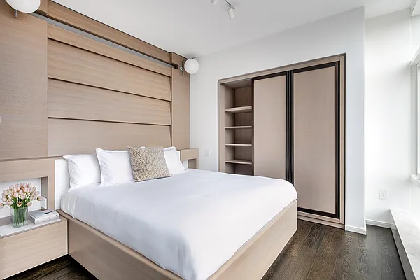 Sold by Compass | media 5