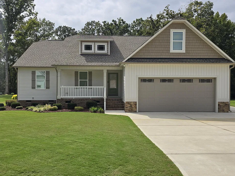 574 Long Grass Dr