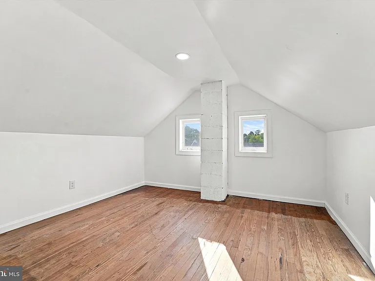 703 Media Pkwy — Photo 18