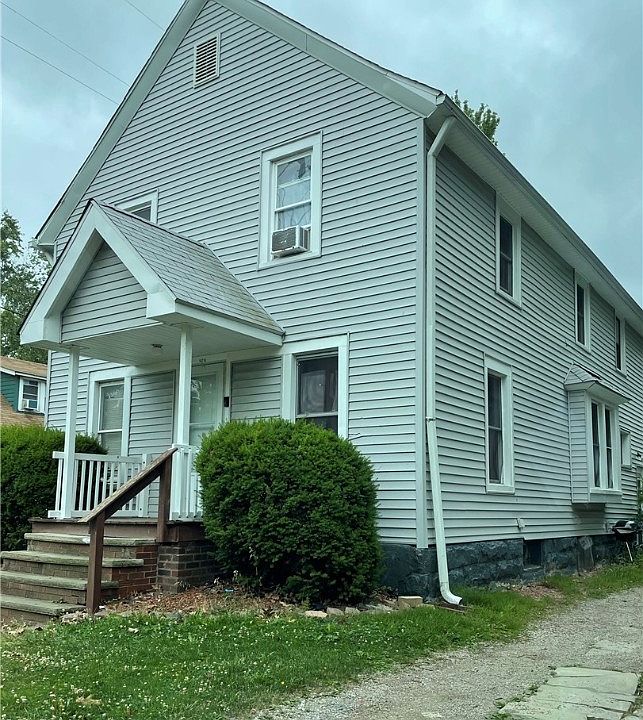 1st image of 16716 Grovewood Ave
