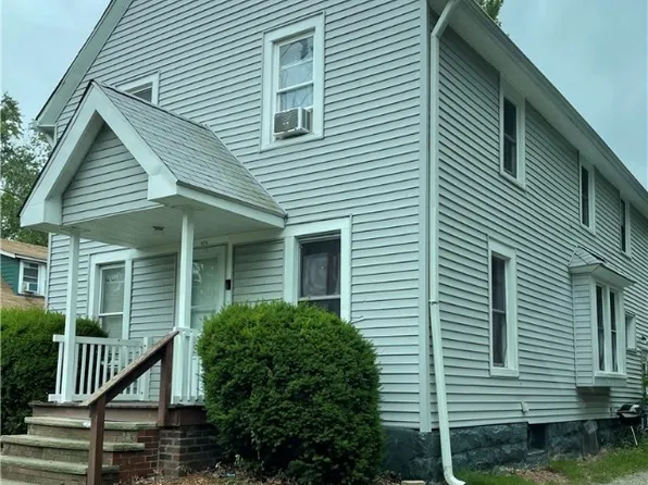 16716 Grovewood Ave, Cleveland, OH 44110