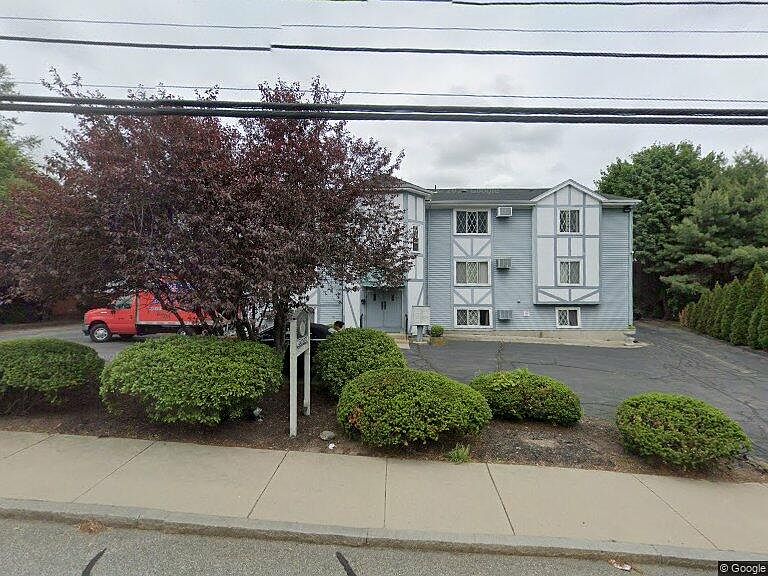 1st image of 330 Simmonsville Ave APT 1