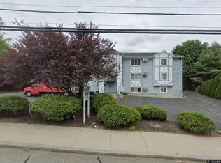 330 Simmonsville Ave APT 1, Johnston, RI 02919
