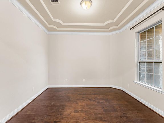 5th image of 9615 Eden Ridge Ln