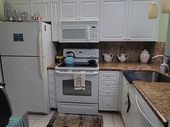 3rd image of 1481 S Ocean Blvd Unit 310