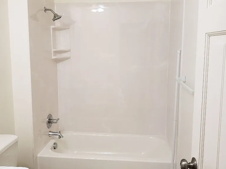 2212 Glenwood Cir — Photo 23