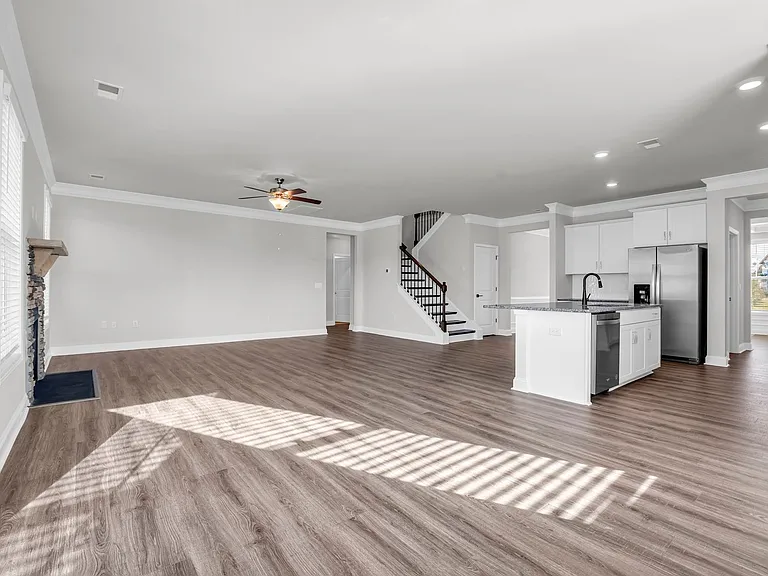 23 Silverthorne Ct — Photo 10