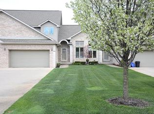 673 Olde Ivy Ln, Howell, MI 48843