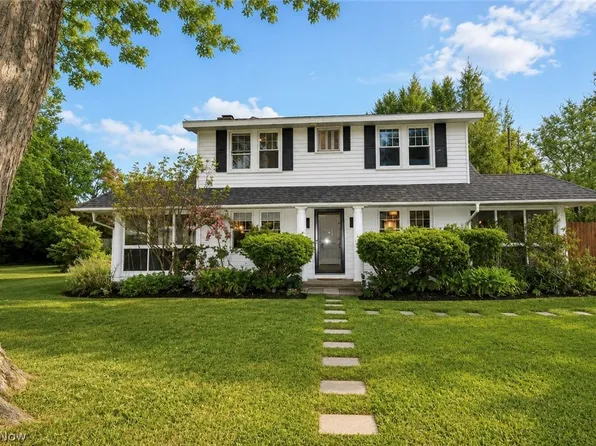 1829 Meadows Rd, Madison, OH 44057