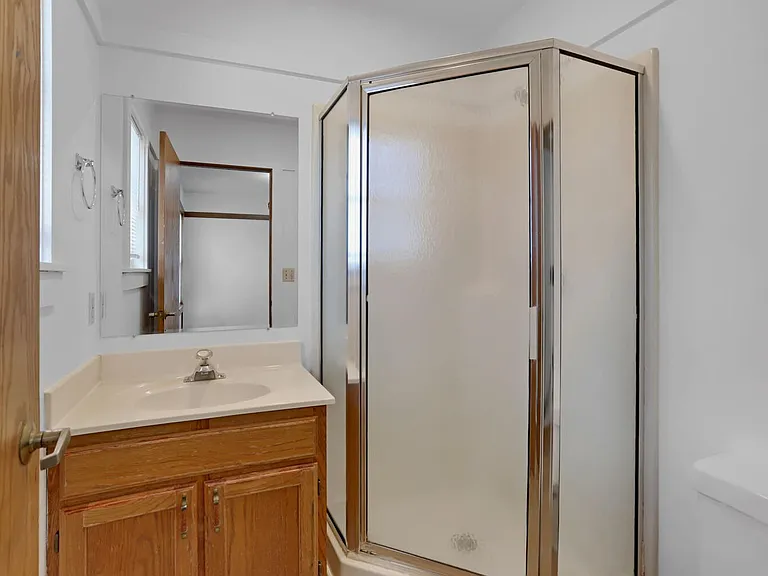 206 W William St #A — Photo 16