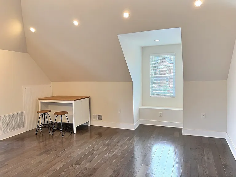 611 Blackburn Rd #3 — Photo 6