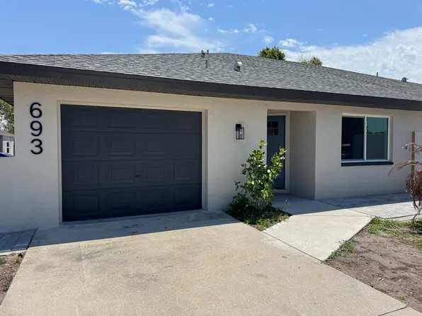 693 Harvey St #693, Englewood, FL 34223