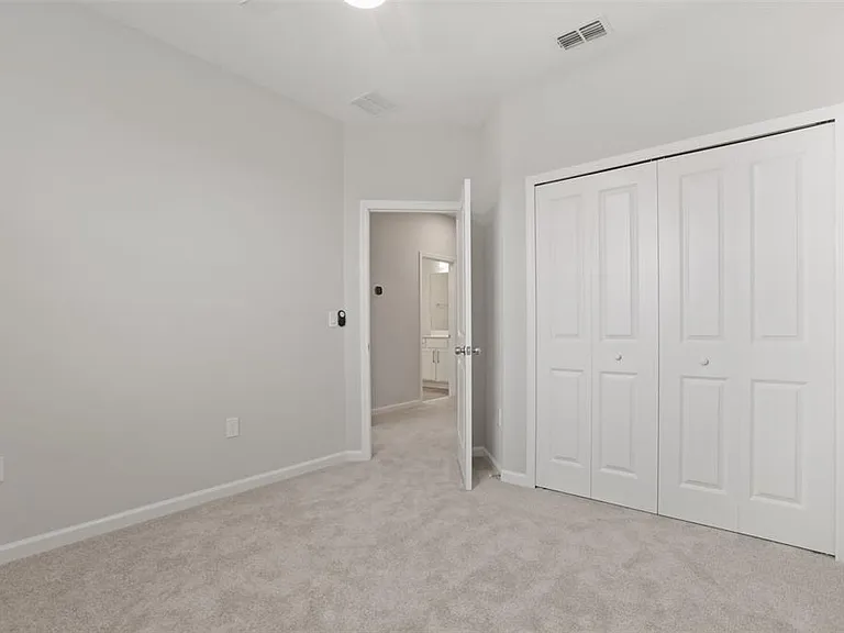 1394 Mount Royal Dr — Photo 18