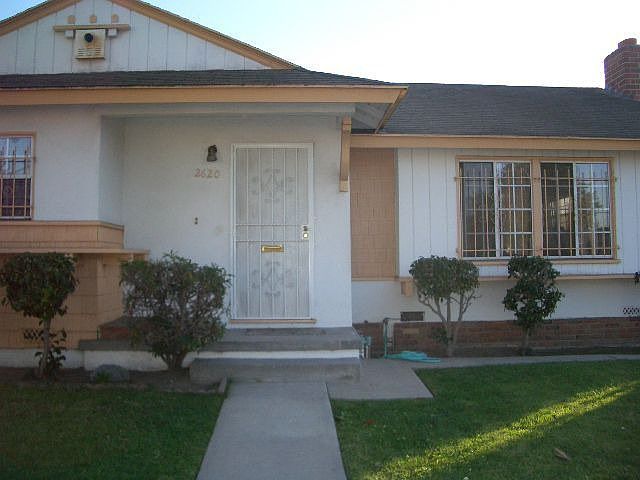 2nd image of 2620 W 108th St