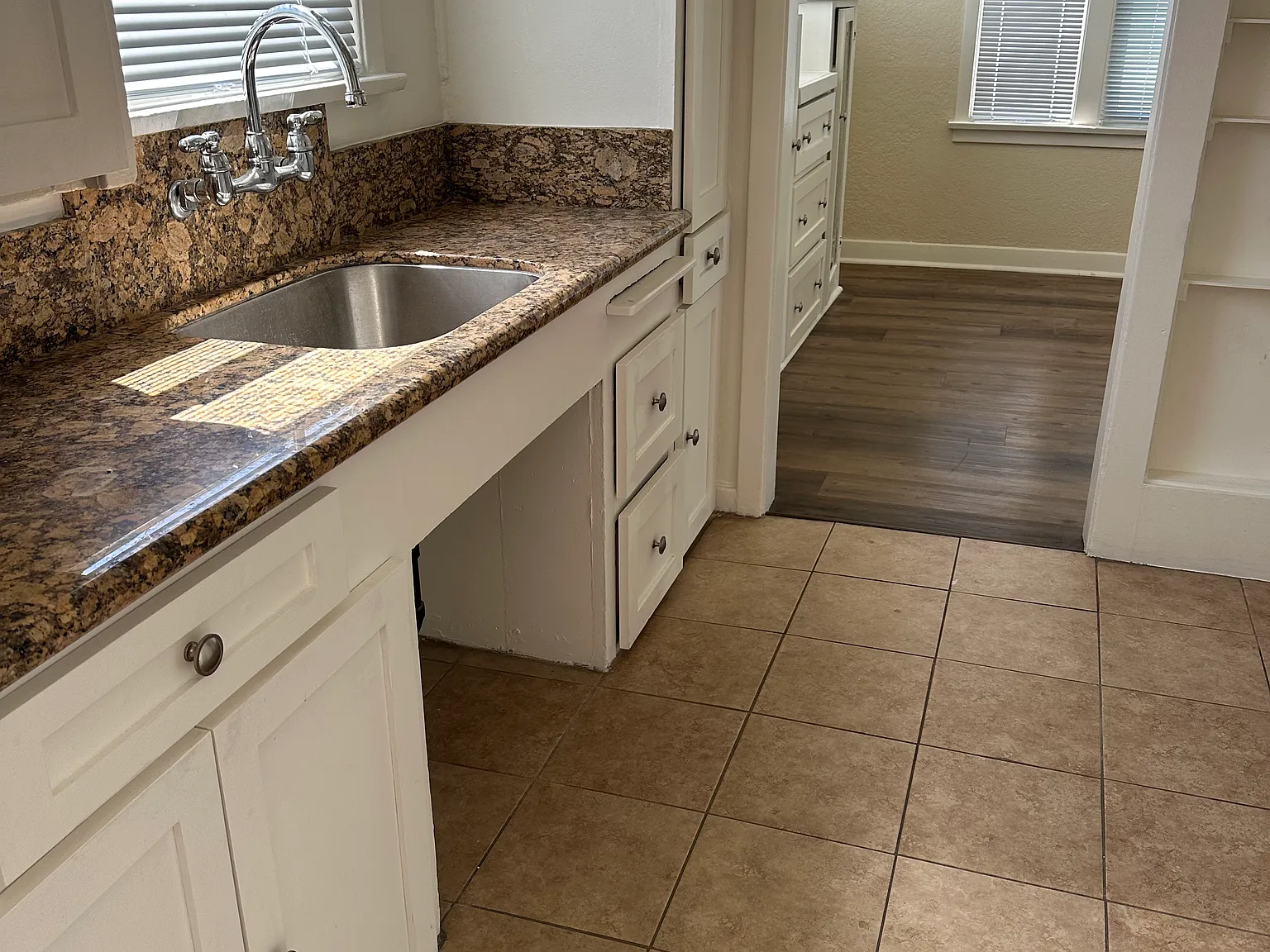 1 bed, 550 sqft, $1,850 — Photo 3