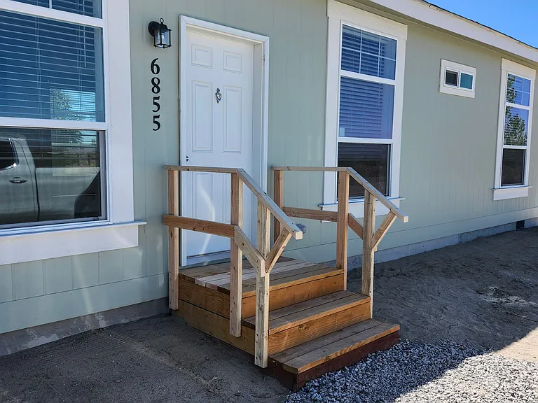 6855 Equinox Ln — Photo 1