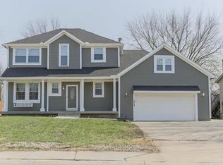 1013 Brookside Dr, Raymore, MO 64083