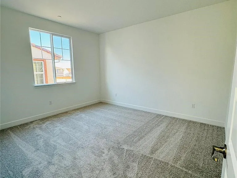 5042 Brooks Cir — Photo 9