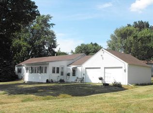 6064 S 36th Ave W, Newton, IA 50208