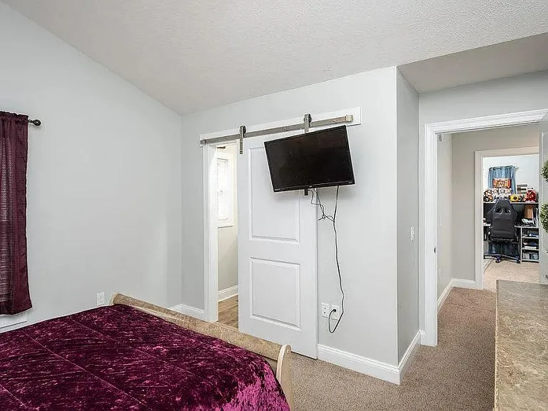 2664 Greenport Dr — Photo 23
