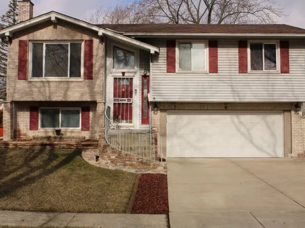 1028 Ashridge Ln, University Park, IL 60484