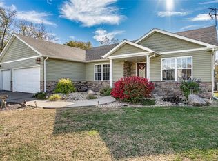 650 E Easton St, Gillespie, IL 62033