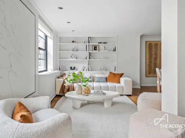 112 East 83rd Street 7A image 3 of 12