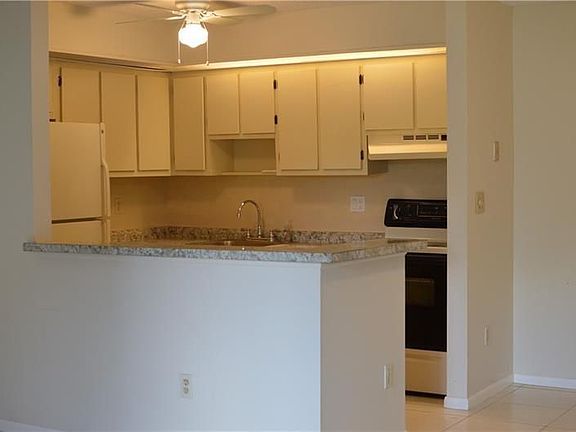 3rd image of 9614 S Belfort Cir #108