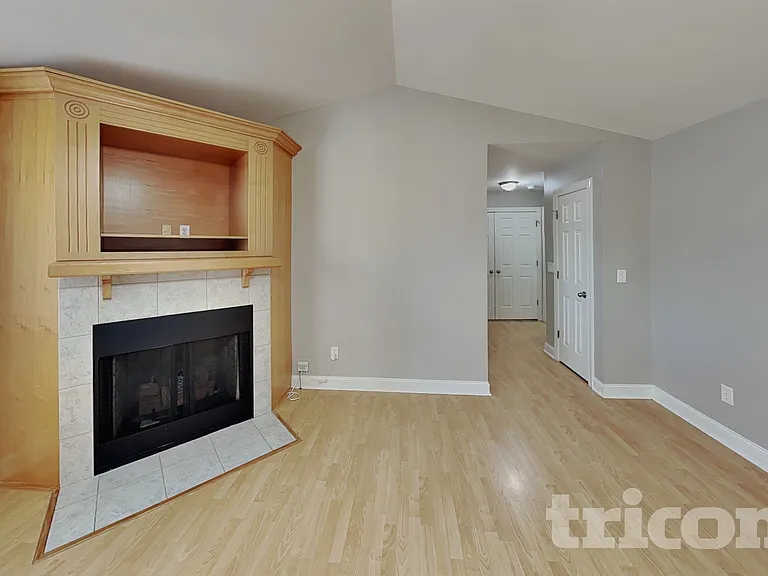 743 Faith St — Photo 2