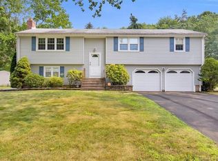 39 Lincoln Way, Windsor, CT 06095