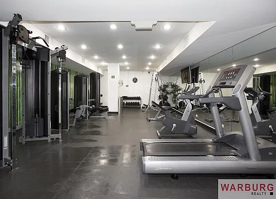 Sold by Warburg | media 2