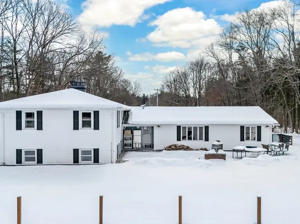 128 Boardman St, Belchertown, MA 01007