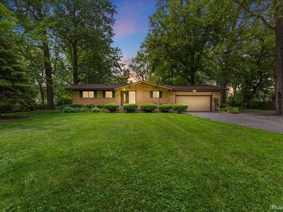 8848 Caroline St, Taylor, MI, 48180