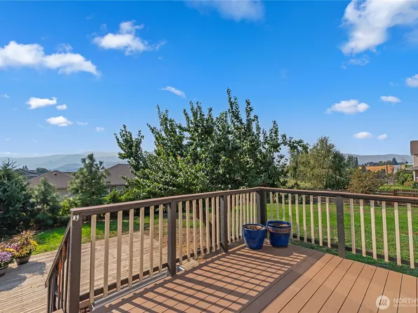 3724 School Street, Wenatchee, WA 98801